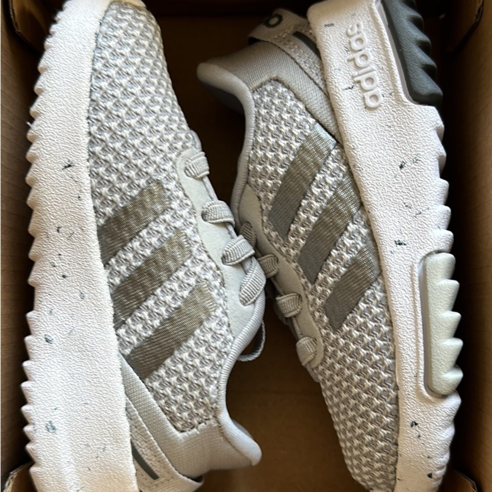Adidas Toddler Shoes size 4